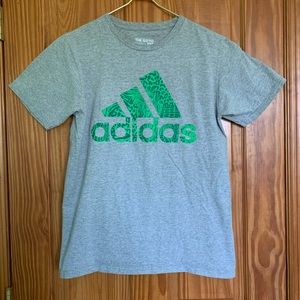 GREEN ANIMAL PRINT ADIDAS GRAPHIC TEE